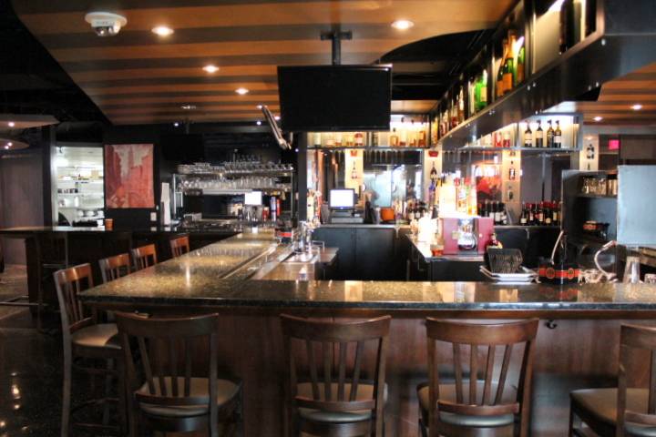 Andiamo | restaurant | 400 Renaissance Center Suite A - 403, Detroit, MI 48243, USA | 3135676700 OR +1 313-567-6700