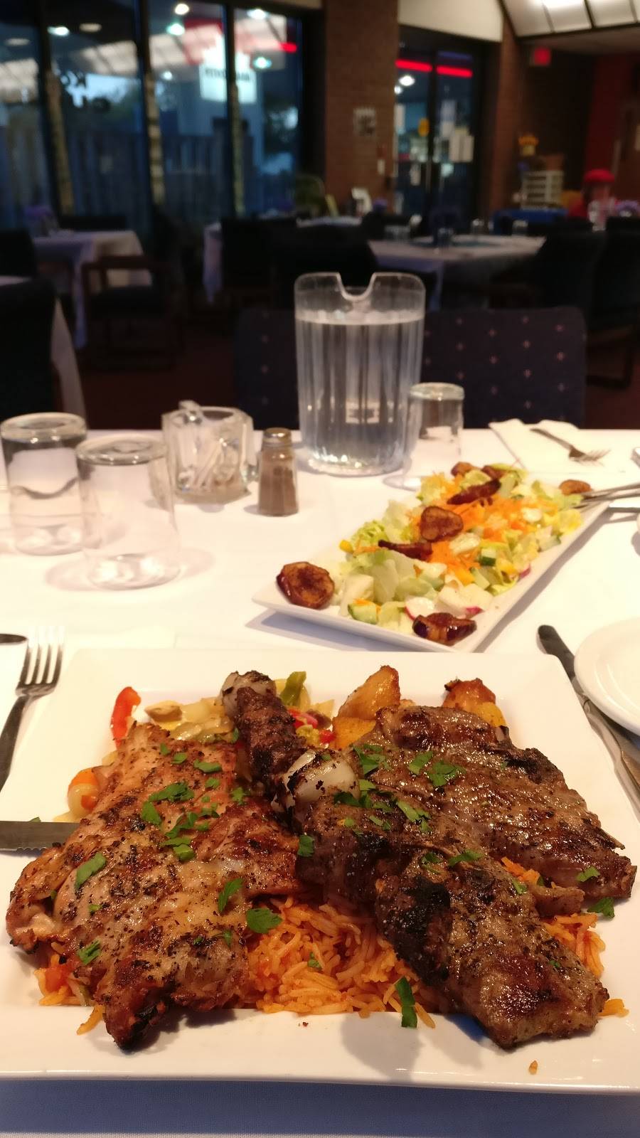 Mazal Tov Kosher Cuisine | restaurant | 1653 Ouellette Ave, Windsor, ON N8X 4W8, Canada | 5192520221 OR +1 519-252-0221