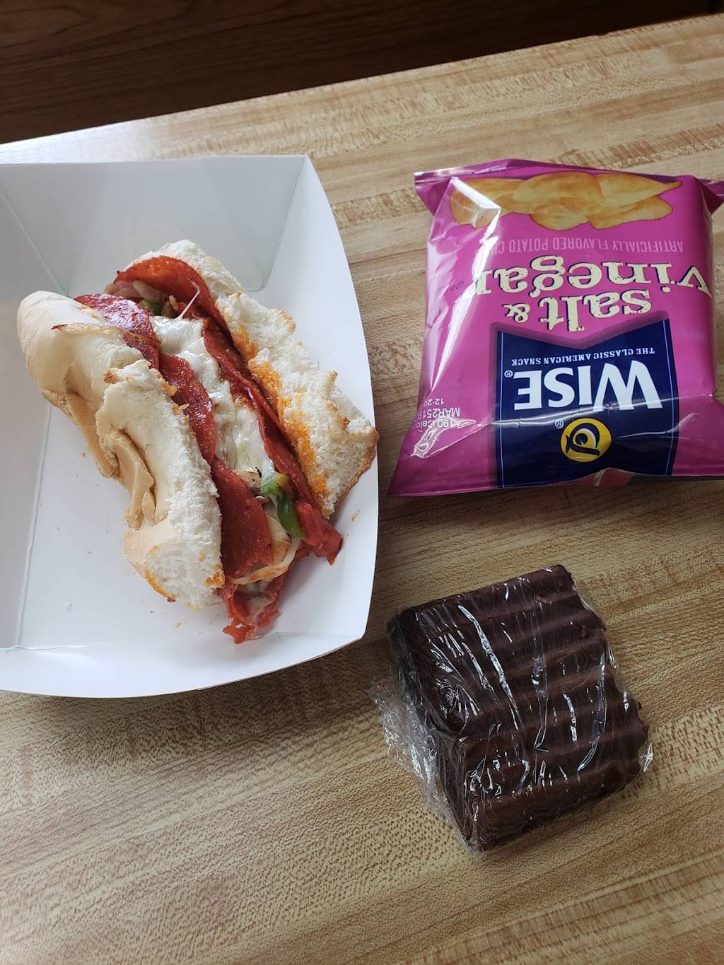 Jreck Subs | meal takeaway | 605 State St, Watertown, NY 13601, USA | 3157829547 OR +1 315-782-9547