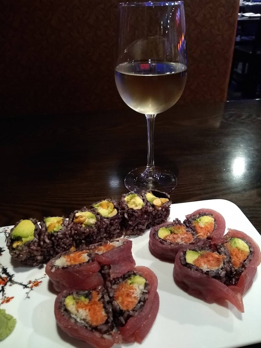 Tomo Japanese Cuisine | restaurant | 642 McLean Ave, Yonkers, NY 10705, USA | 9143780888 OR +1 914-378-0888