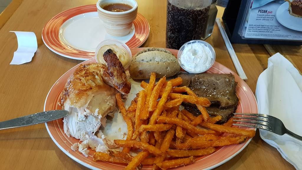 Swiss Chalet | restaurant | 333 Main St, Wasaga Beach, ON L9Z 0B6, Canada | 7054299950 OR +1 705-429-9950