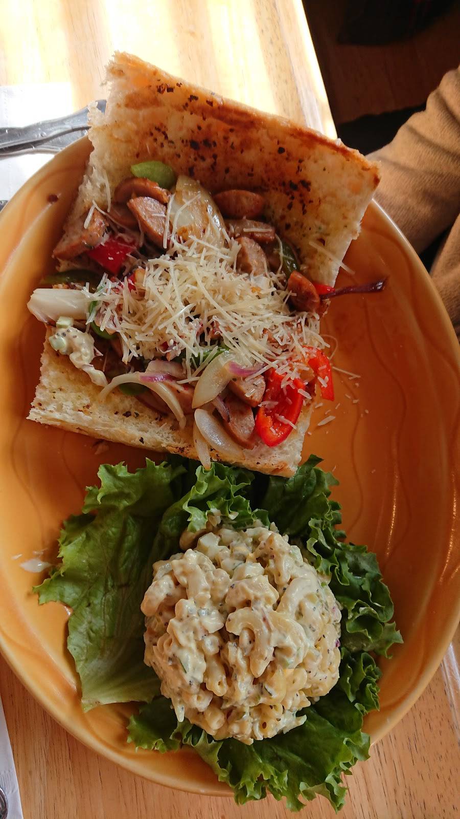 FlapJacks Breakfast & Grill | restaurant | 6881 Airline Hwy, Tres Pinos, CA 95075, USA | 8316285003 OR +1 831-628-5003