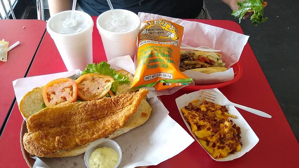The Hotdog Spot | restaurant | 2771-32 Monument Rd, Jacksonville, FL 32225, USA | 9046460050 OR +1 904-646-0050