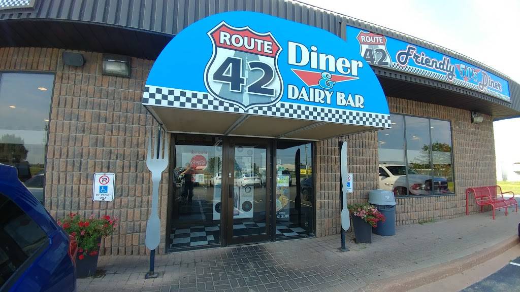 Route 42 Diner and Dairy Bar | restaurant | 2825 County Rd 42, Windsor, ON N0R 1L0, Canada | 5199665992 OR +1 519-966-5992