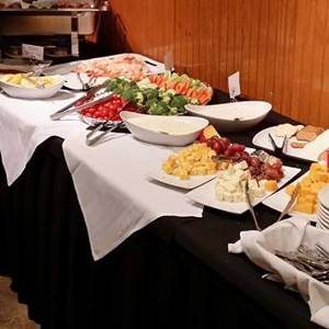 The Yantic River Inn | restaurant | 270 W Town St, Norwich, CT 06360, USA | 8608874300 OR +1 860-887-4300