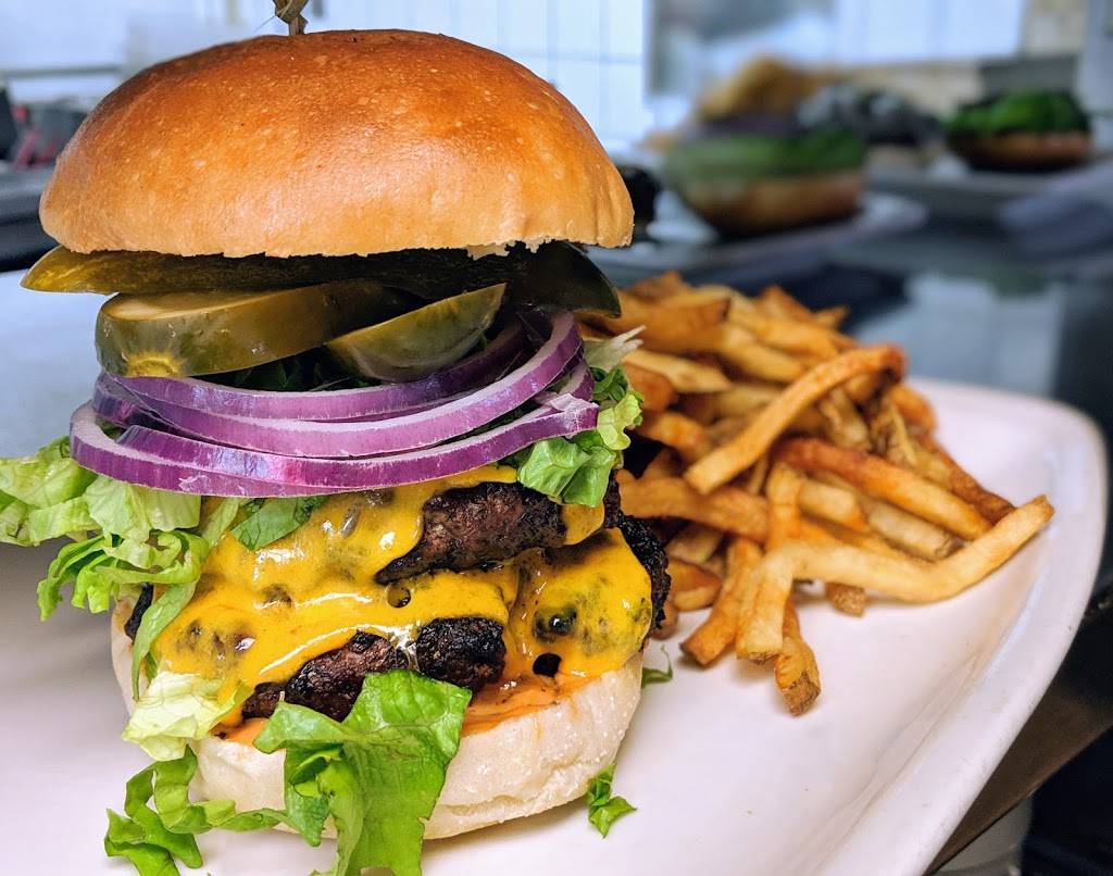 Union Social Eatery | restaurant | 6986 Financial Dr unit #6, Mississauga, ON L5N 8J4, Canada | 9058141234 OR +1 905-814-1234