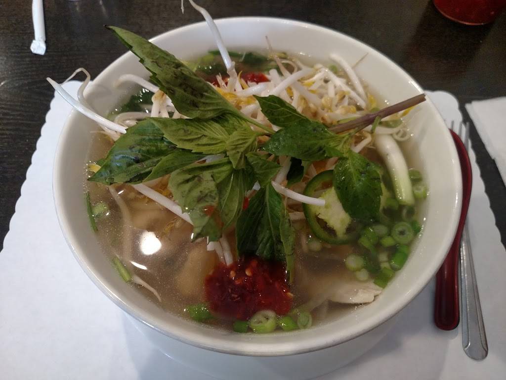 Pho House Restaurant | restaurant | 432 N Litchfield Rd #304, Goodyear, AZ 85338, USA | 6233122914 OR +1 623-312-2914