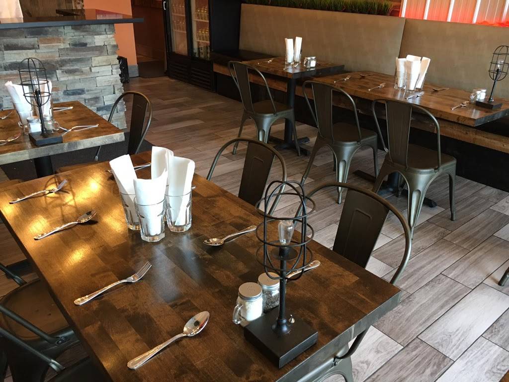 Red Panda | restaurant | 730 Lakeshore Rd E, Mississauga, ON L5G 1J6, Canada | 9059907478 OR +1 905-990-7478