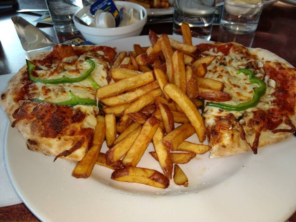 Restaurant Royal 24 | restaurant | 5237 Boulevard Wilfrid-Hamel, Québec, QC G2E 2H2, Canada | 4188721221 OR +1 418-872-1221