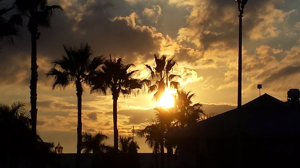 The Original Tiki Bar & Restaurant | restaurant | 2 Avenue A #4410, Fort Pierce, FL 34950, USA | 7724610880 OR +1 772-461-0880