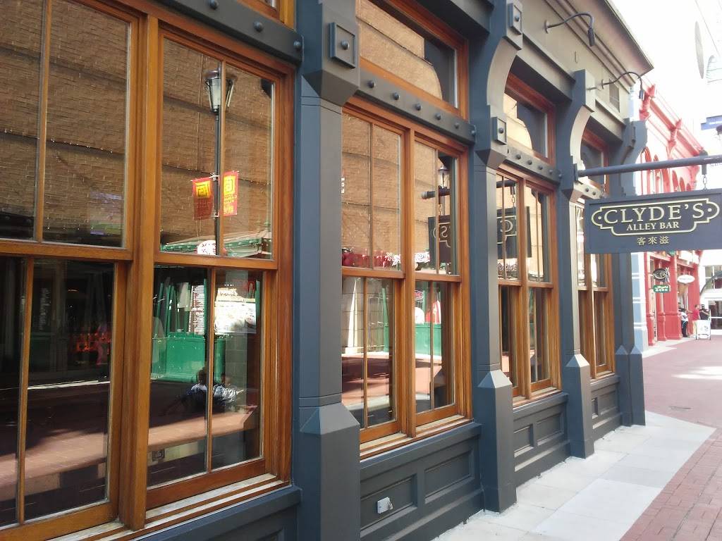 Clydes | restaurant | 707 7th St NW, Washington, DC 20001, USA | 2023493700 OR +1 202-349-3700