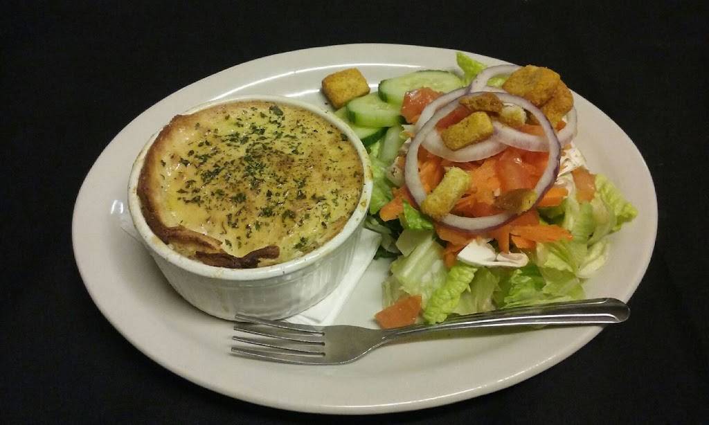 Hankos Sports Bar & Grill | restaurant | 4 Monroe Pkwy F, Lake Oswego, OR 97035, USA | 5036977819 OR +1 503-697-7819