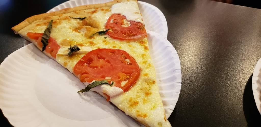 Primo Pizza | meal delivery | 100 Collins Ave, Miami Beach, FL 33139, USA | 3055352555 OR +1 305-535-2555