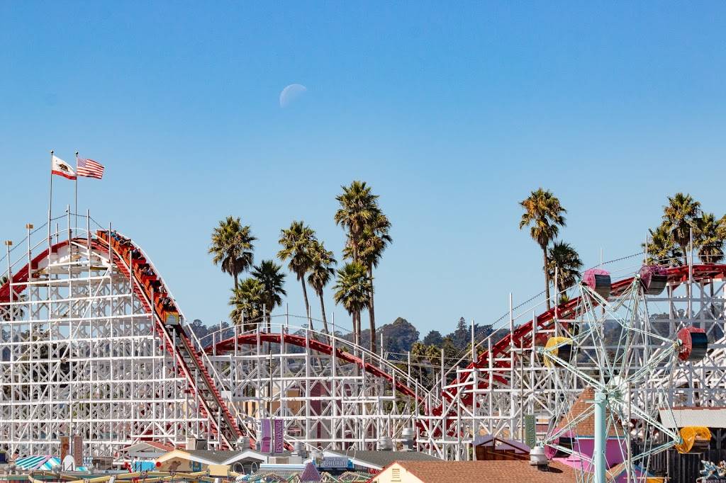 Santa Cruz Beach Boardwalk | meal takeaway | 400 Beach St, Santa Cruz, CA 95060, USA | 8314235590 OR +1 831-423-5590