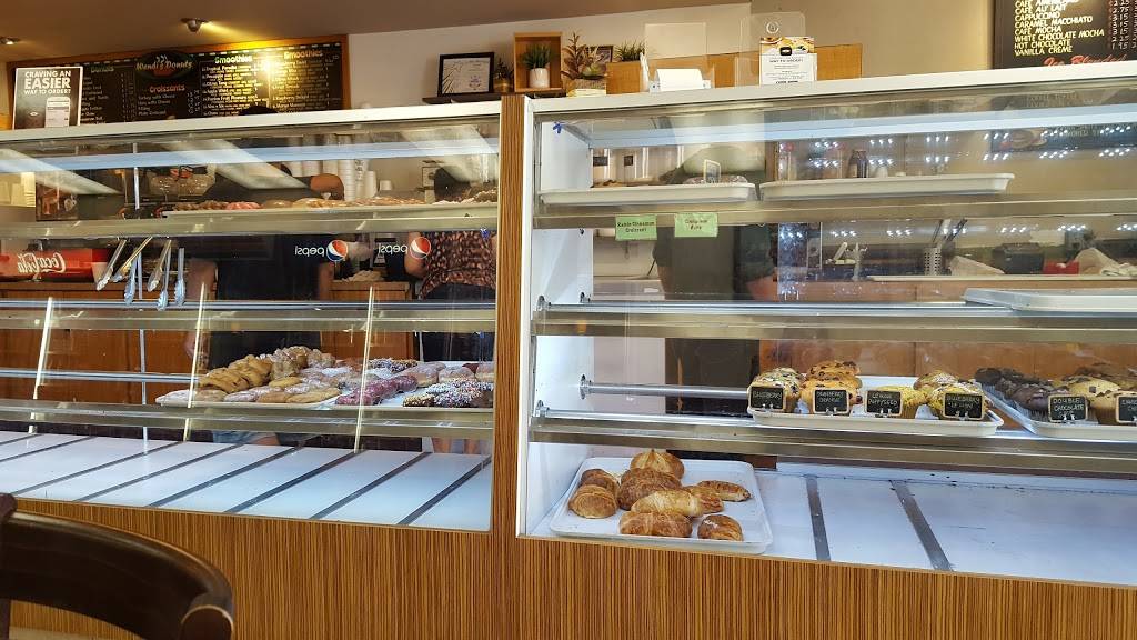 Wendis Donuts | cafe | 31654 Rancho Viejo Rd. St. B, San Juan Capistrano, CA 92675, USA | 9493881738 OR +1 949-388-1738