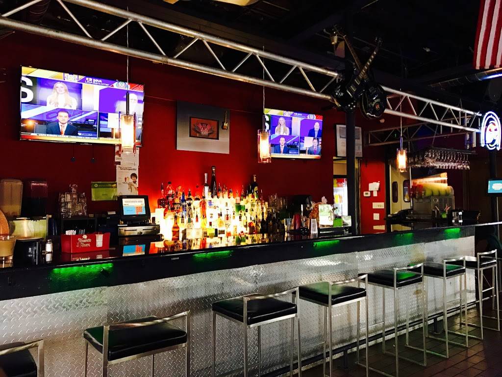 Pulqueria Midway | restaurant | 4820 S Cicero Ave, Chicago, IL 60638, USA | 7736473000 OR +1 773-647-3000