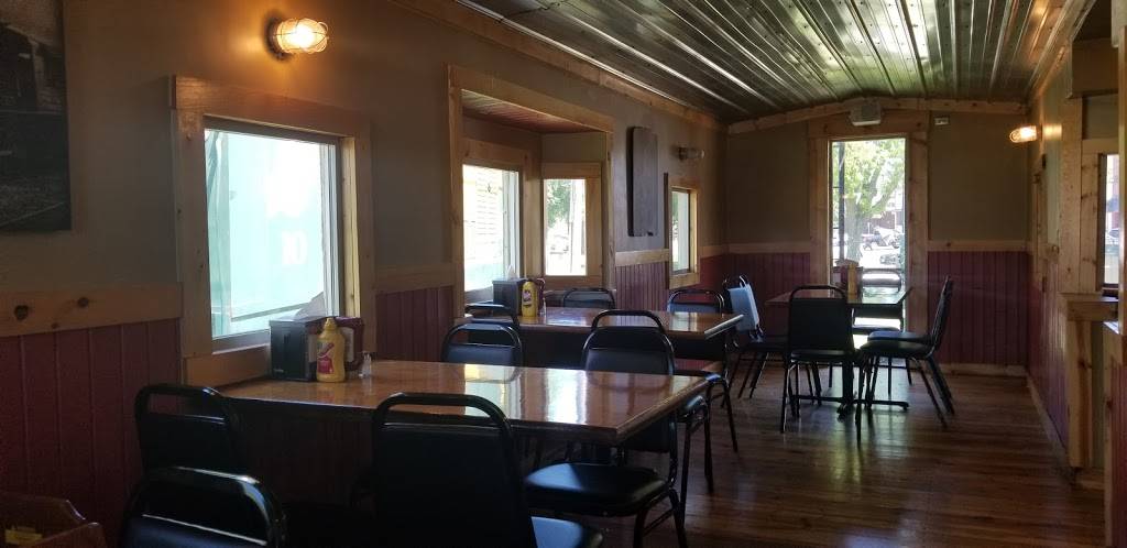 Kligs Union Depot | restaurant | 231 Front St, Milton, WI 53563, USA | 6088686400 OR +1 608-868-6400