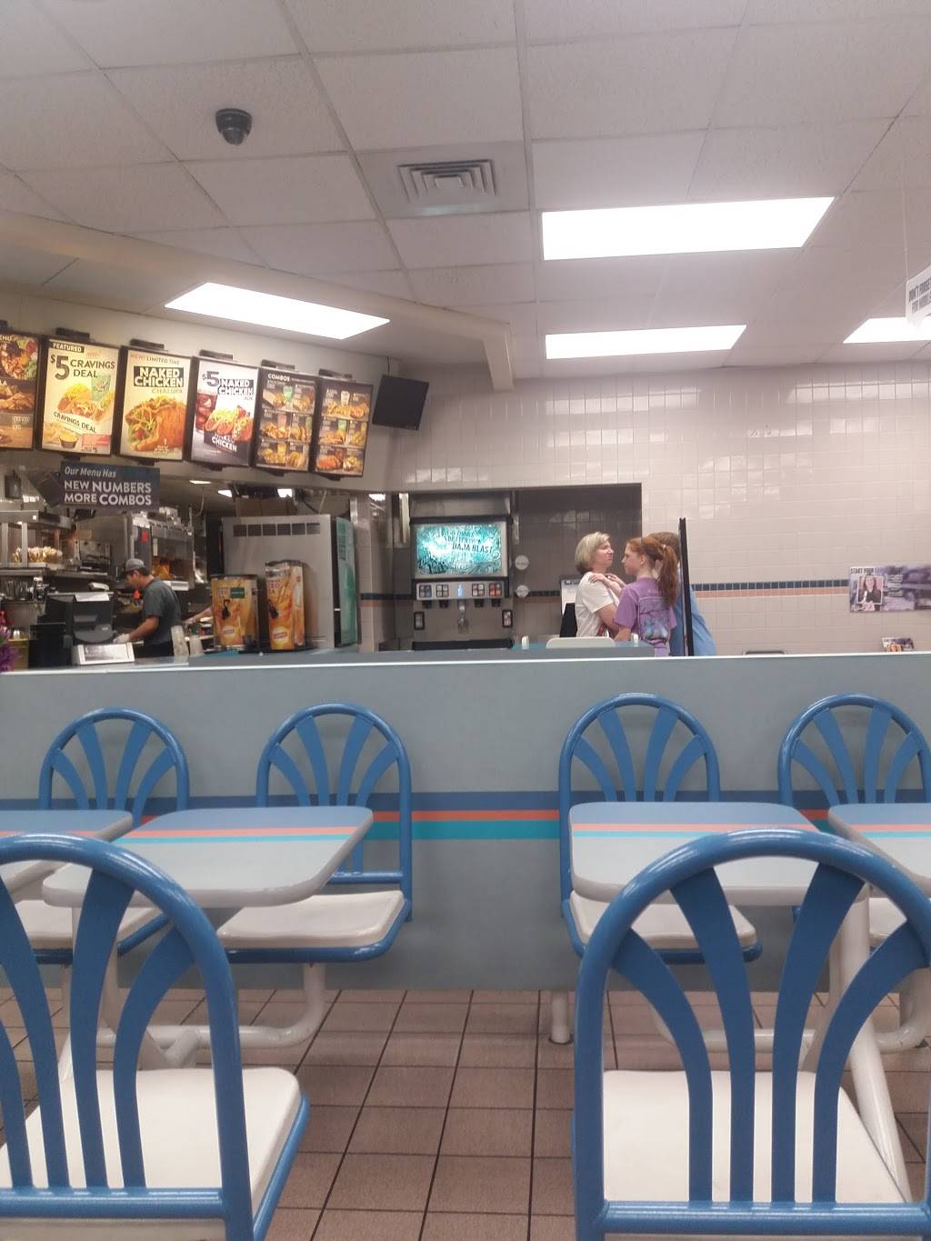 Taco Bell | meal takeaway | 4115 Hixson Pike, Chattanooga, TN 37415, USA | 4238779557 OR +1 423-877-9557