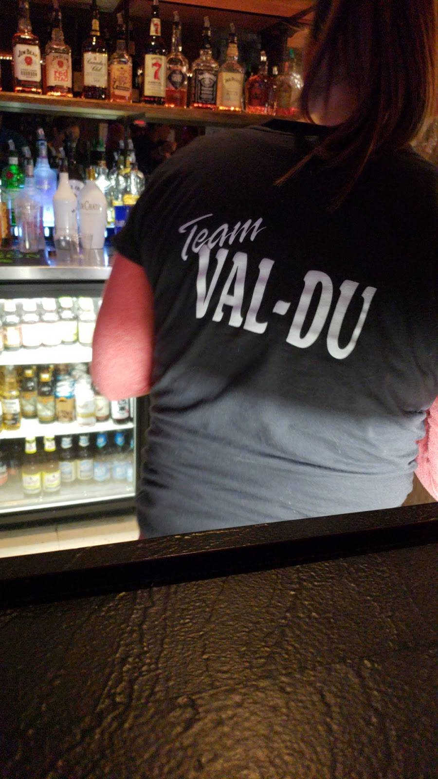 Val-Du-Lakes Bar & Grill | restaurant | 1511 N Wilson Rd, Mears, MI 49436, USA | 2318734901 OR +1 231-873-4901