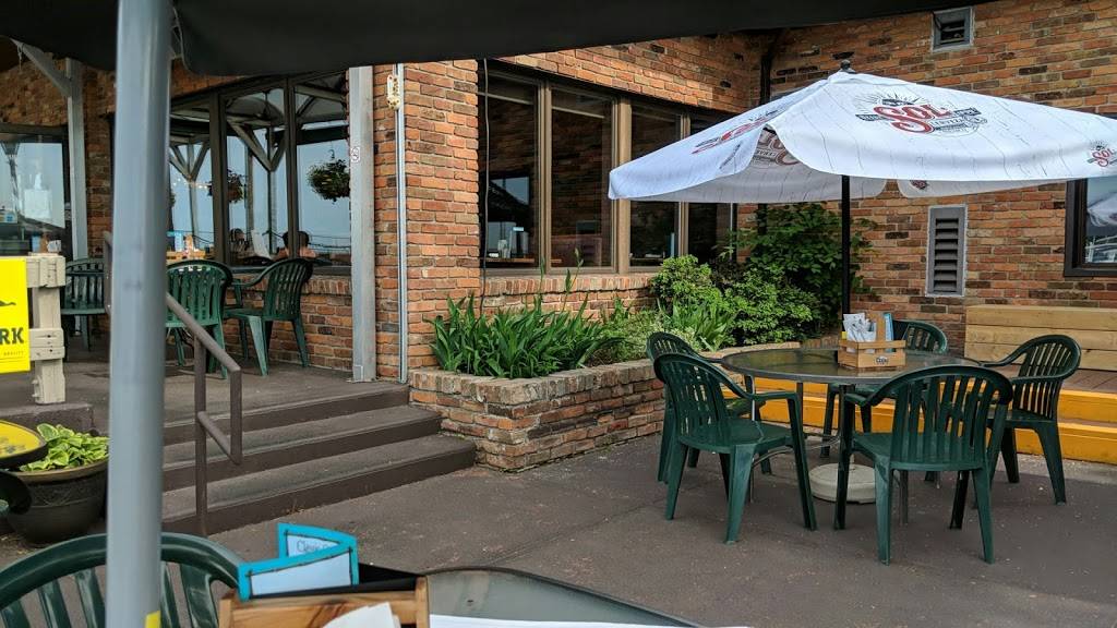 Lilly Kazzilly’s | restaurant | 9550 Riverside Dr E, Windsor, ON N8P 1A1, Canada | 5199448332 OR +1 519-944-8332