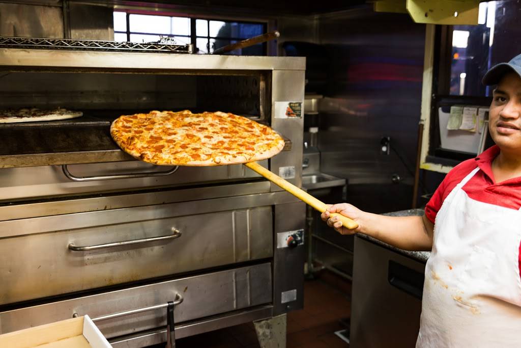 Italianos Pizza | restaurant | 6500 N Figueroa St, Los Angeles, CA 90042, USA | 3232550016 OR +1 323-255-0016