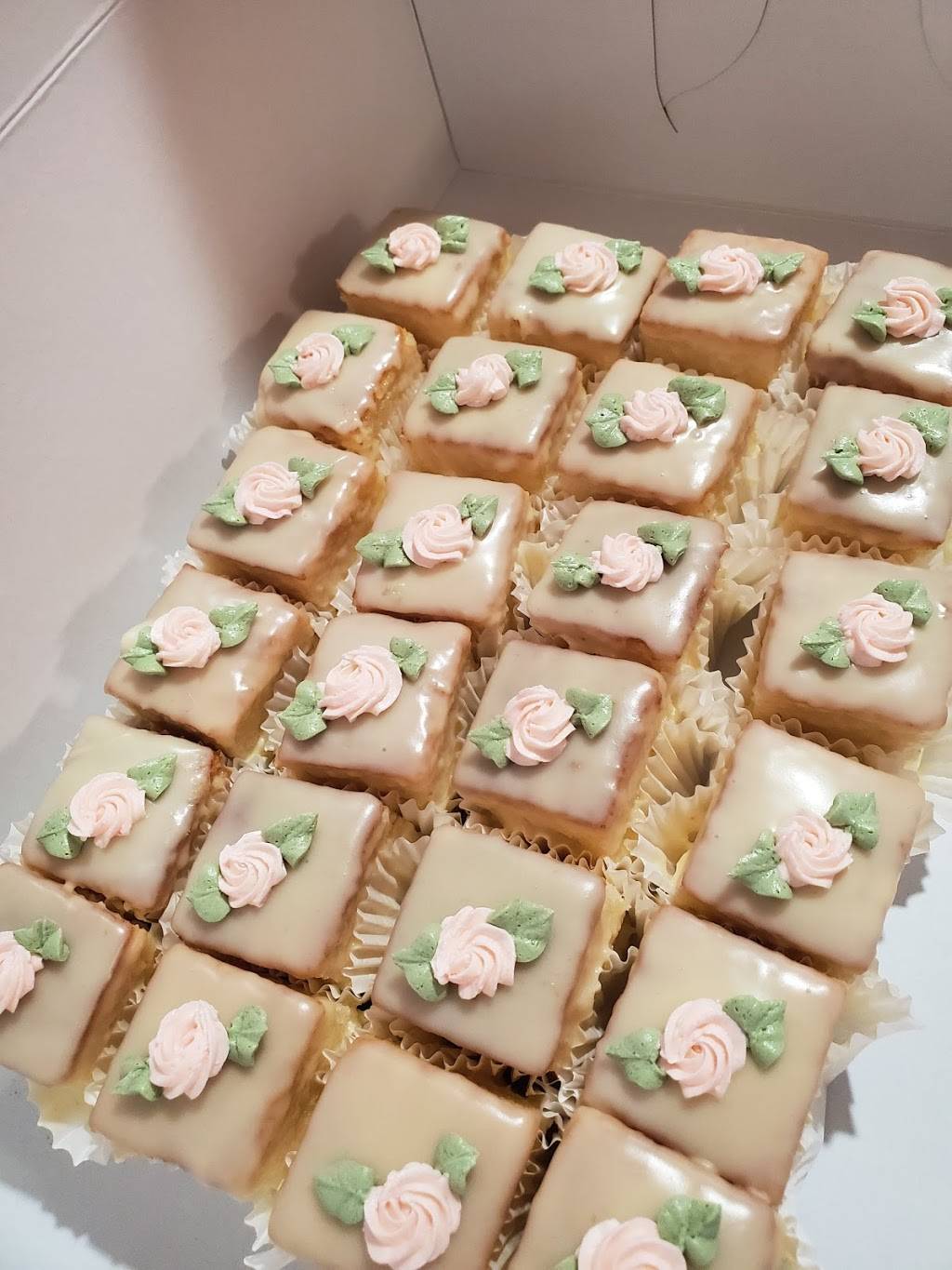 Chicken Scratch LLC | restaurant | 17363 E Main St, Galliano, LA 70354, USA | 9853257685 OR +1 985-325-7685