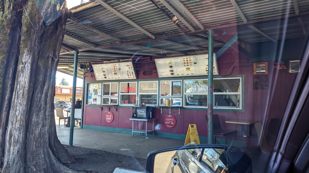 101 Drive-In | restaurant | 100 N Main St, Willits, CA 95490, USA | 7074591010 OR +1 707-459-1010