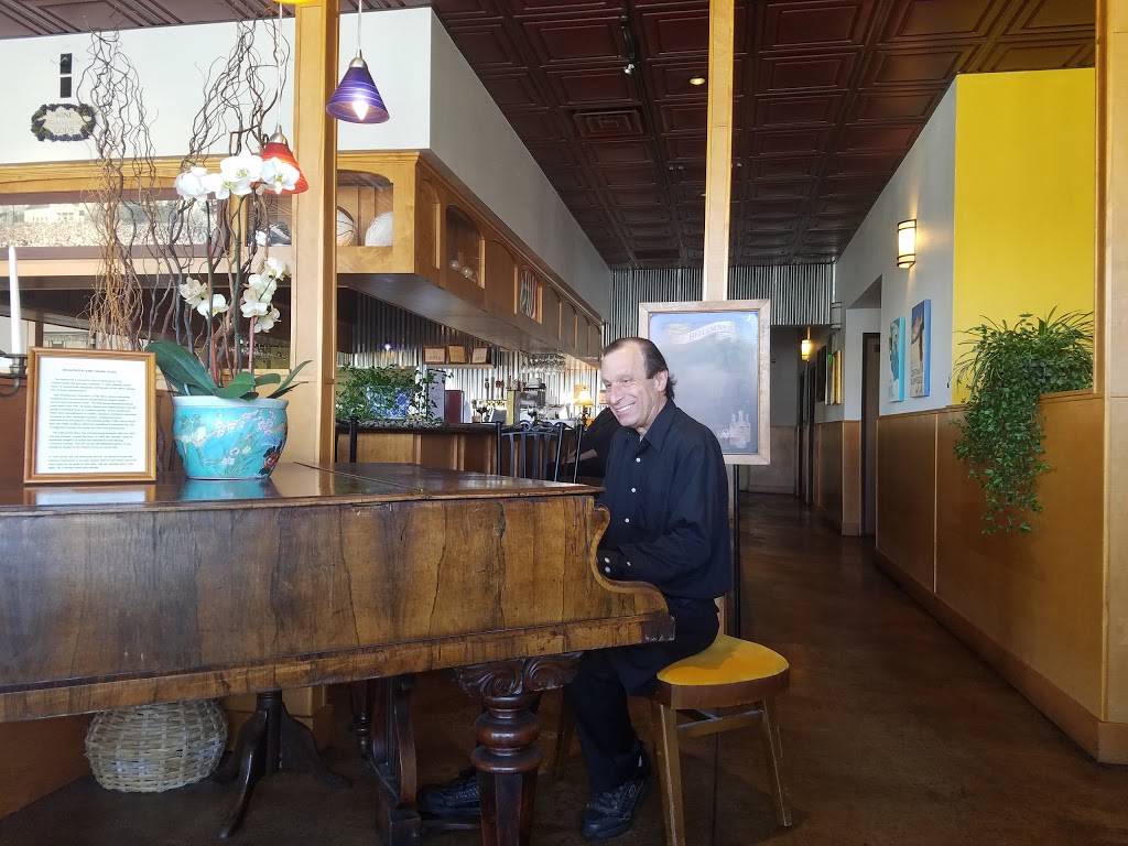 Khristophers Ristorante and Bar | restaurant | 1599 Esmeralda Ave, Minden, NV 89423, USA | 7752674809 OR +1 775-267-4809