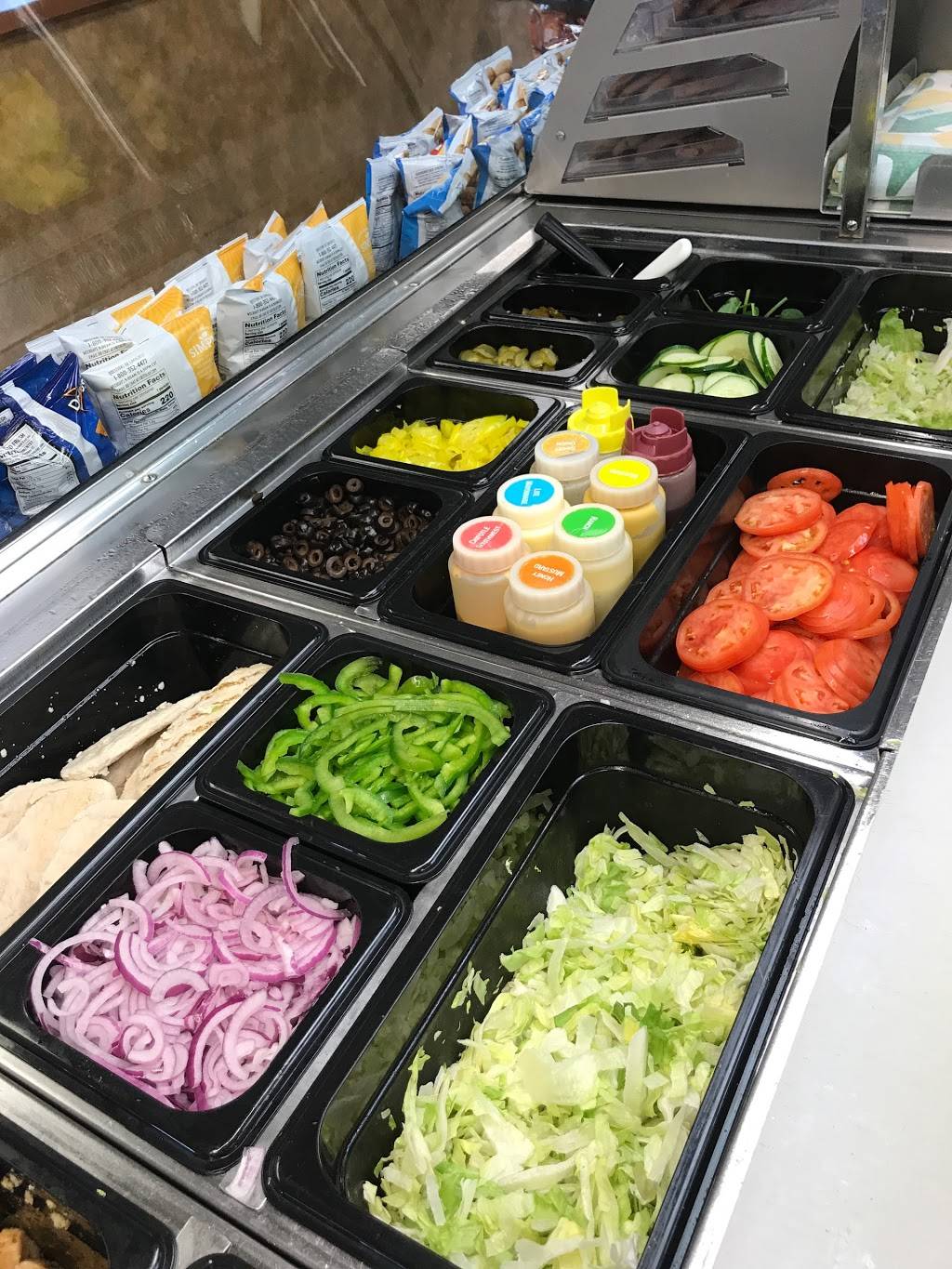 Subway | meal takeaway | 996 SW 67th Ave, Miami, FL 33144, USA | 3052643595 OR +1 305-264-3595