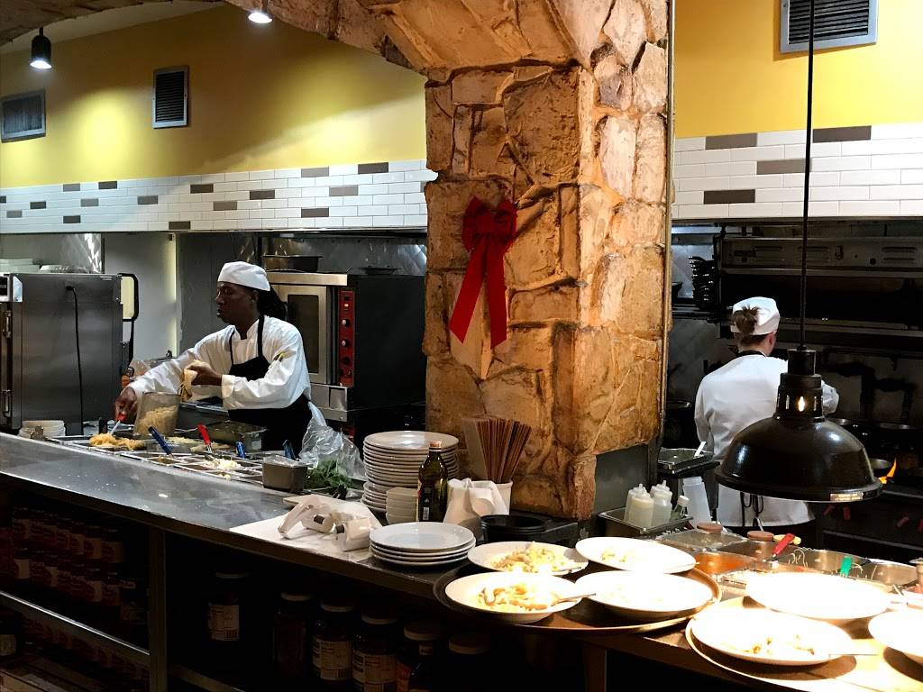 Romanos Macaroni Grill | restaurant | 132 Brandon Town Center Dr, Brandon, FL 33511, USA | 8136856530 OR +1 813-685-6530