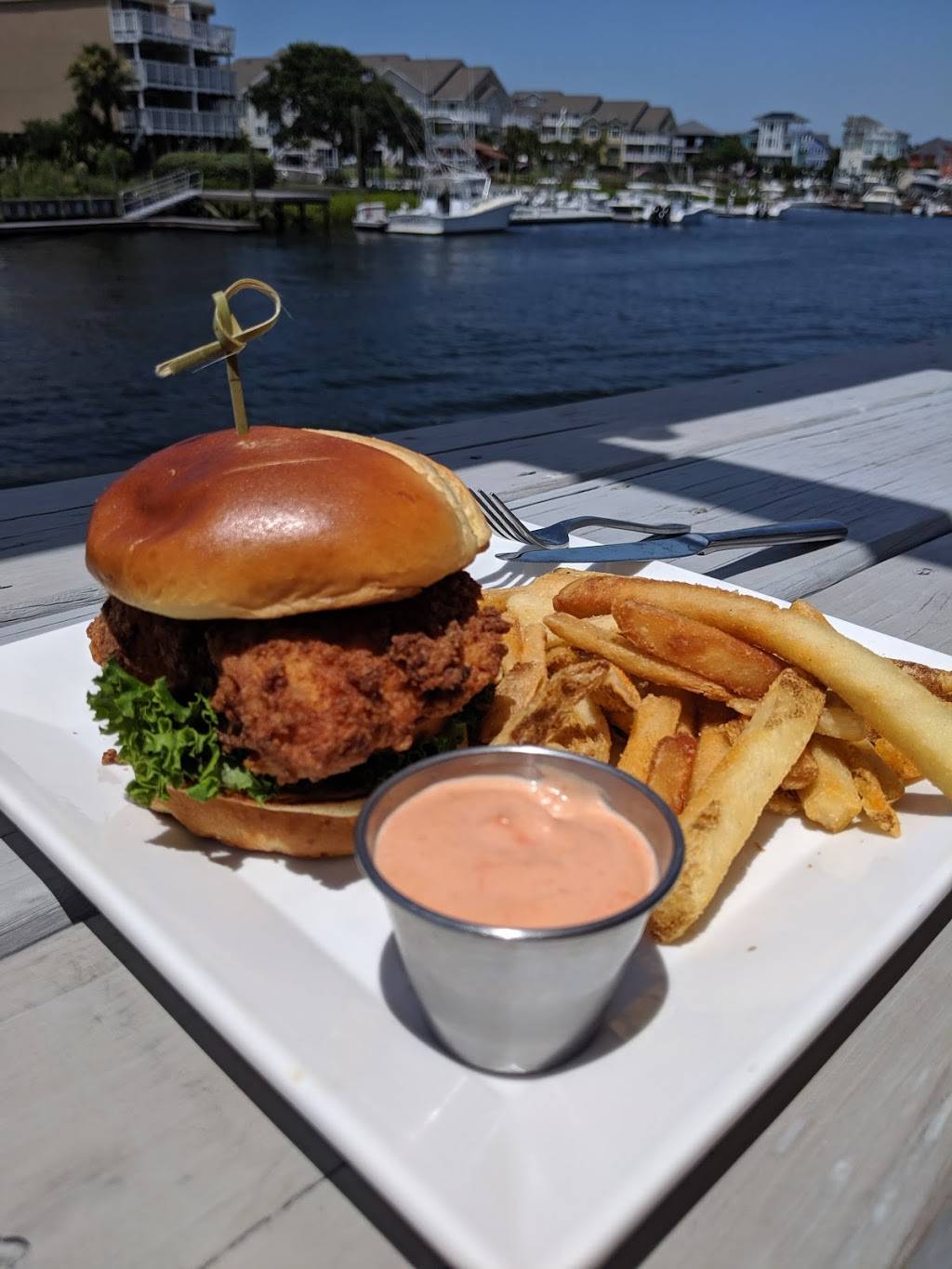 Stoked Restaurant | restaurant | 313 Canal Dr, Carolina Beach, NC 28428, USA | 9104588300 OR +1 910-458-8300