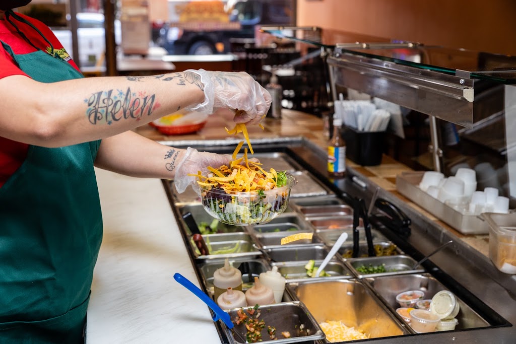 Herreras Mexican Grill | restaurant | 11 Temple Pl, Boston, MA 02111, USA | 6174262350 OR +1 617-426-2350