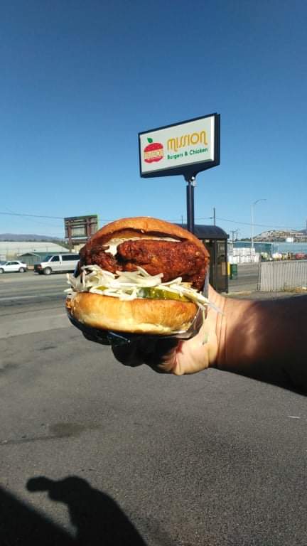 Mission Burgers & Chicken | restaurant | 900 S Wenatchee Ave, Wenatchee, WA 98801, USA | 5096653622 OR +1 509-665-3622