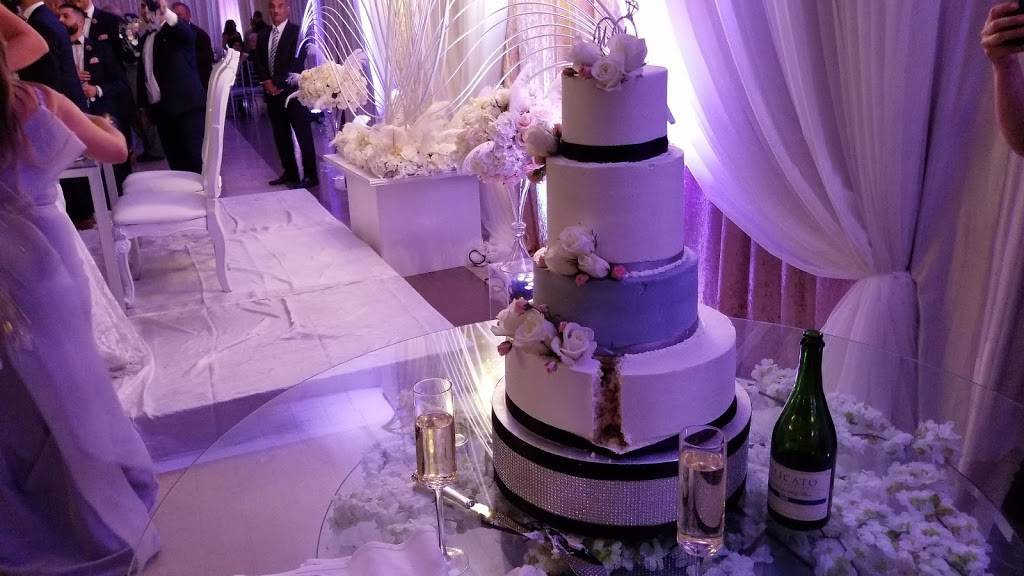 Assyrian American Civic Club | restaurant | 2618 N Golden State Blvd, Turlock, CA 95382, USA | 2096684668 OR +1 209-668-4668