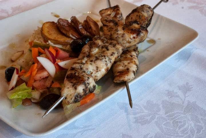 Chefs Door | restaurant | 117 Cross Ave, Oakville, ON L6J 2W7, Canada | 9053389999 OR +1 905-338-9999