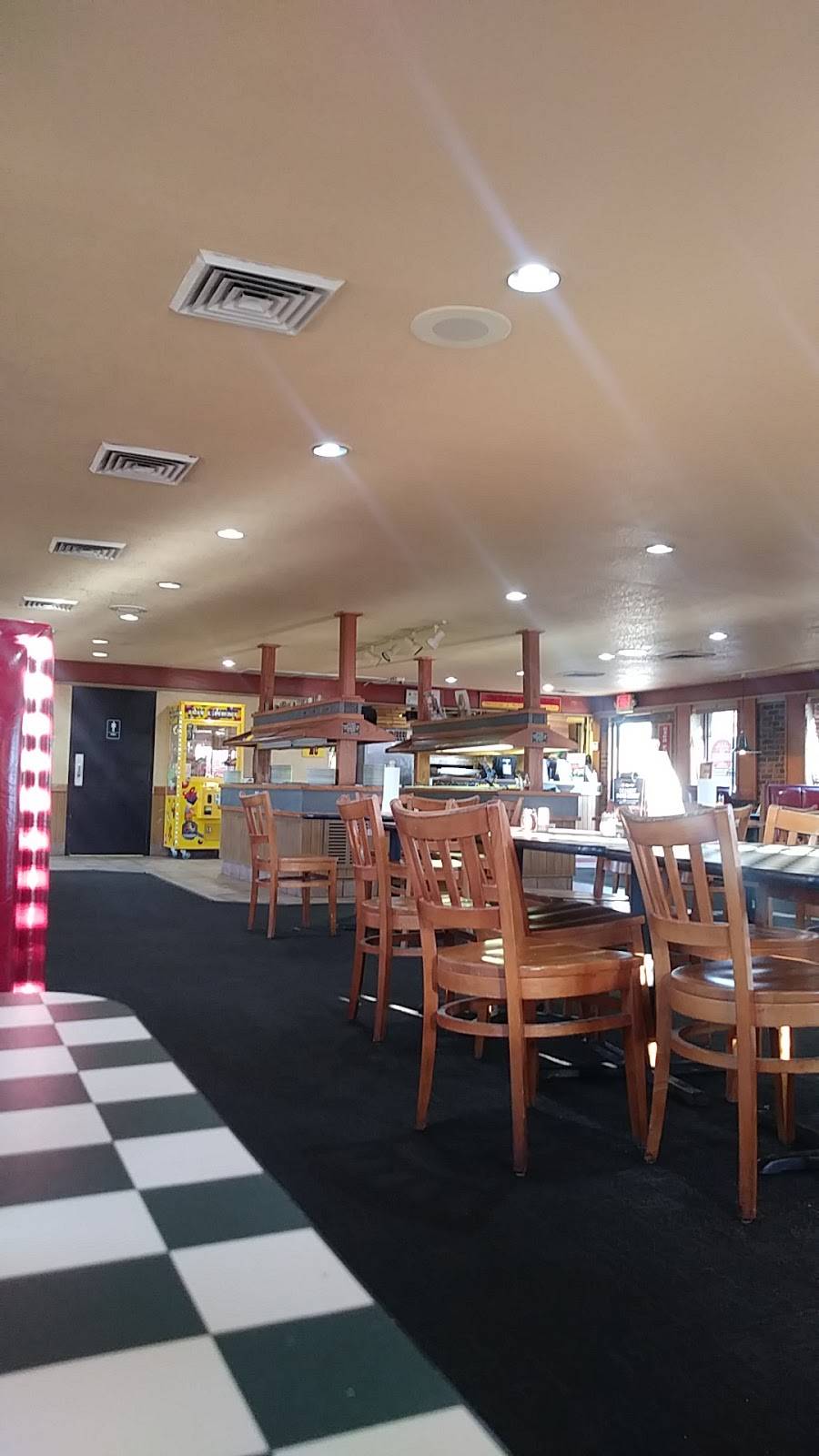 Pizza Hut | restaurant | 804 N Main St, High Point, NC 27262, USA | 3368416414 OR +1 336-841-6414