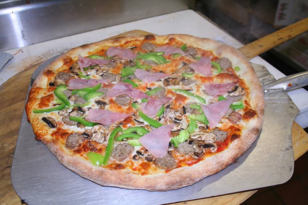 Fernandas New York Pizza | meal delivery | 7141 Kester Ave, Van Nuys, CA 91405, USA | 8189022187 OR +1 818-902-2187