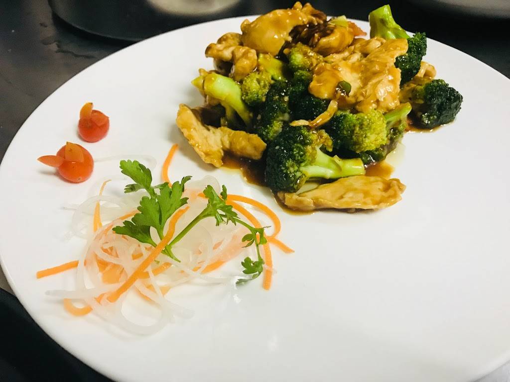 Asian Wok | restaurant | 111 Lakeside Dr, Tuckerton, NJ 08087, USA | 6092966939 OR +1 609-296-6939