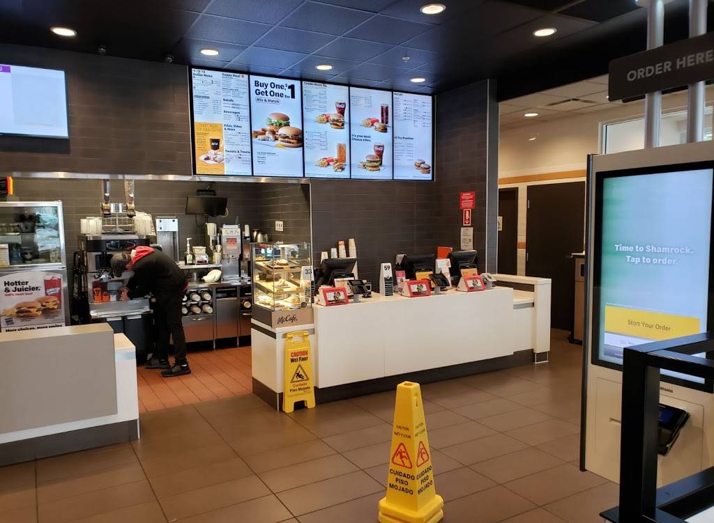 McDonalds | cafe | 3239 156th Ave SE, Bellevue, WA 98007, USA | 4256415181 OR +1 425-641-5181
