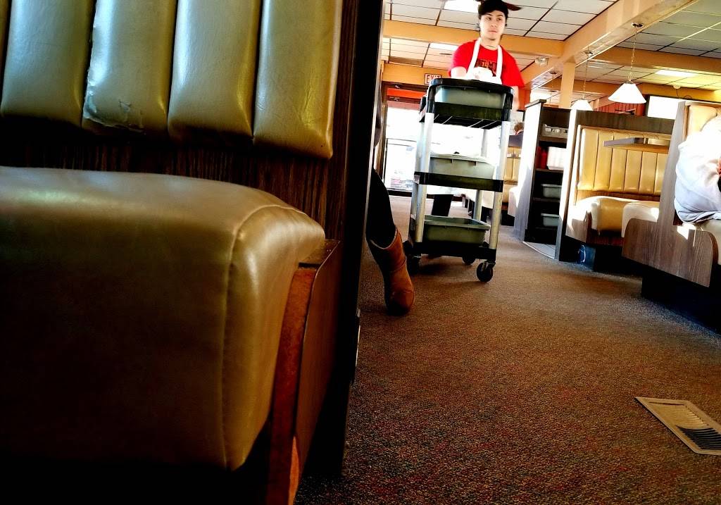 Bills Family Restaurant | restaurant | 1235 Michigan St NE, Grand Rapids, MI 49503, USA | 6164545345 OR +1 616-454-5345