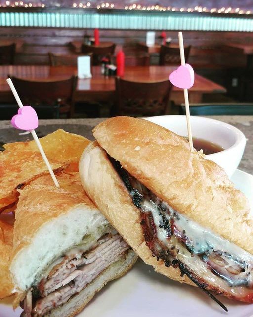 Tipsy Mcflys | restaurant | 295 Aviation Pkwy, Brunswick, GA 31525, USA | 9122758181 OR +1 912-275-8181