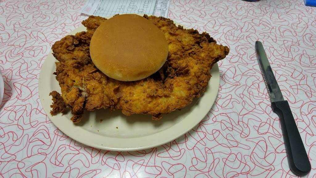 Boomarang Diner | restaurant | 7525 SE 15th St, Midwest City, OK 73110, USA | 4054556772 OR +1 405-455-6772