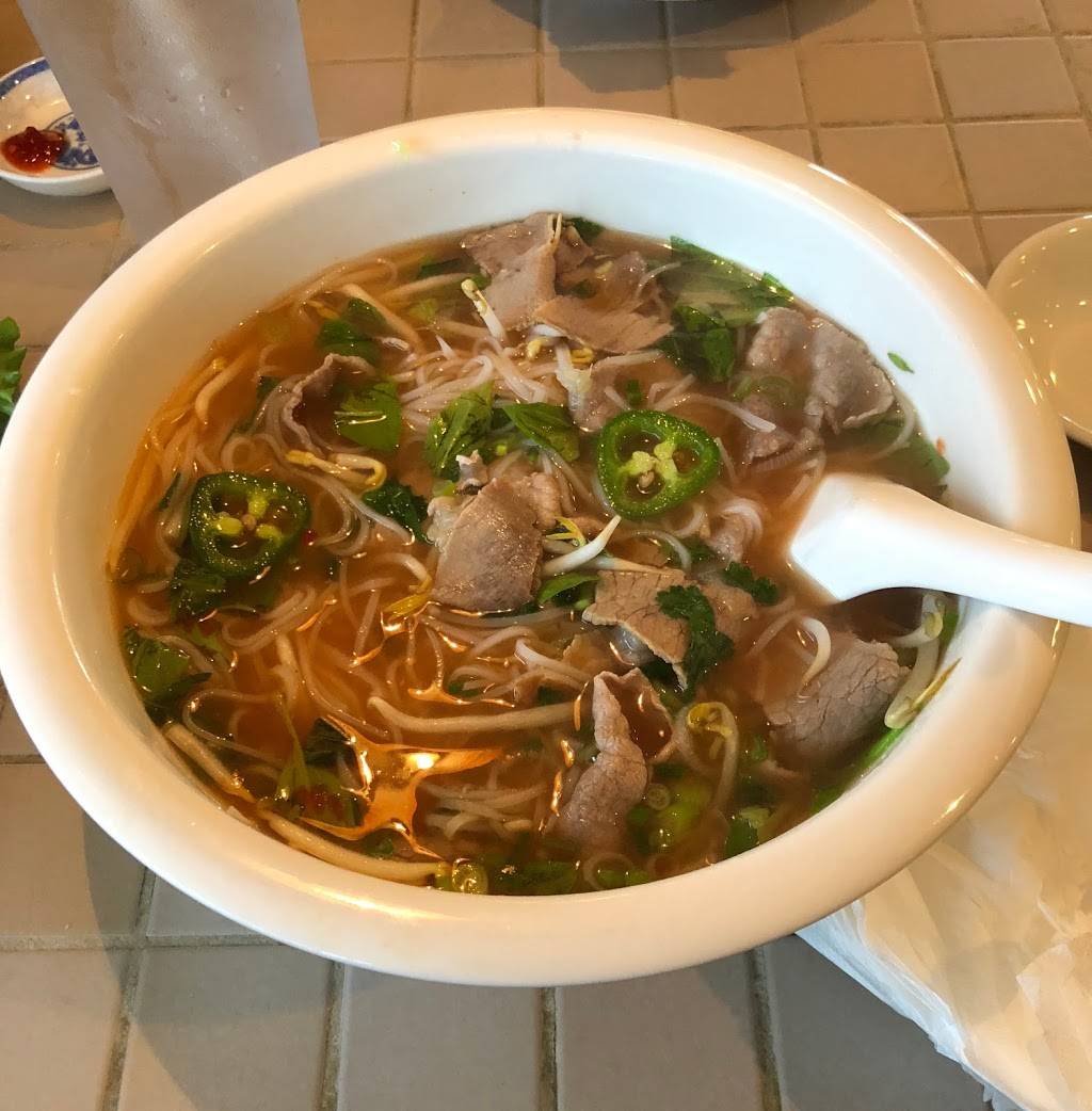 Pho Express Noodles & Grill | restaurant | 2012 E Belt Line Rd, Carrollton, TX 75006, USA | 9724171017 OR +1 972-417-1017