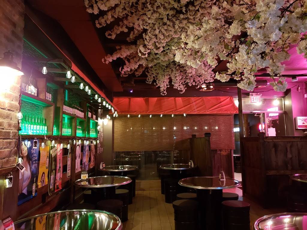 낭만포차 Nangman Pocha | restaurant | 6283 Yonge St, North York, ON M2M 3X6, Canada | 4165518683 OR +1 416-551-8683