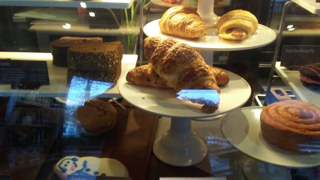 Starbucks | cafe | 4424 Freeport Blvd A-1, Sacramento, CA 95822, USA | 9164512747 OR +1 916-451-2747