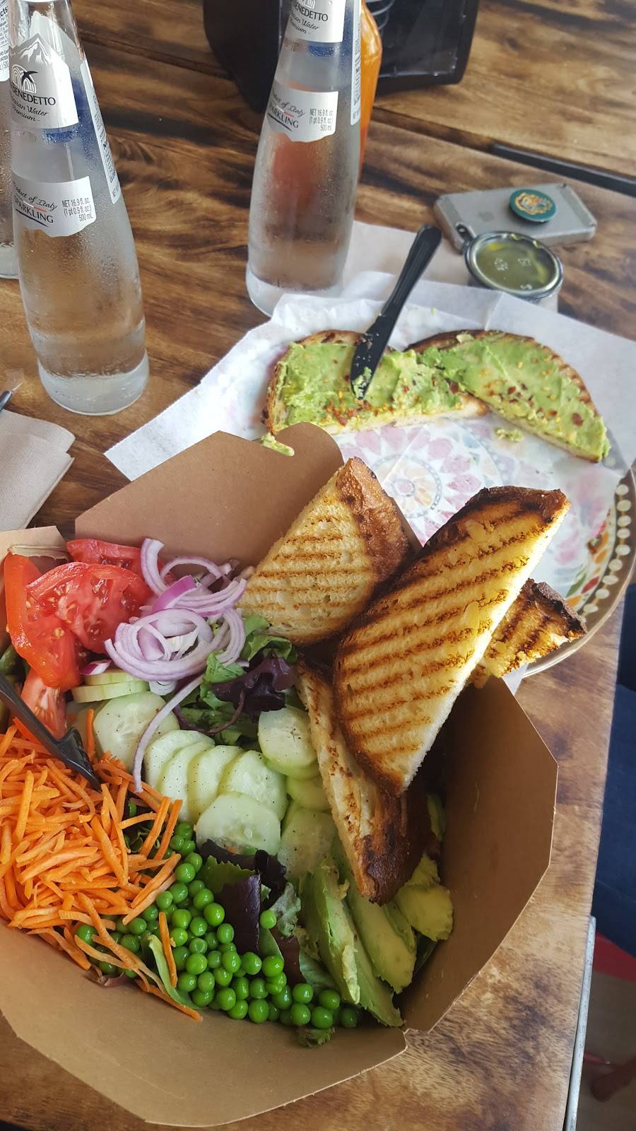 Circes Grotto | restaurant | 24901, 85 Wentworth St, Charleston, SC 29401, USA | 8432034073 OR +1 843-203-4073