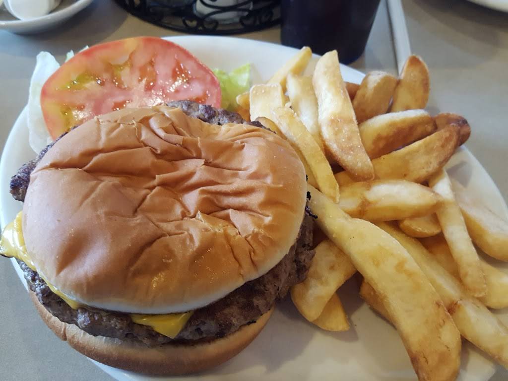 Richs Family Restaurant | restaurant | 305 Ellen, Ogden, IL 61859, USA | 2175822777 OR +1 217-582-2777