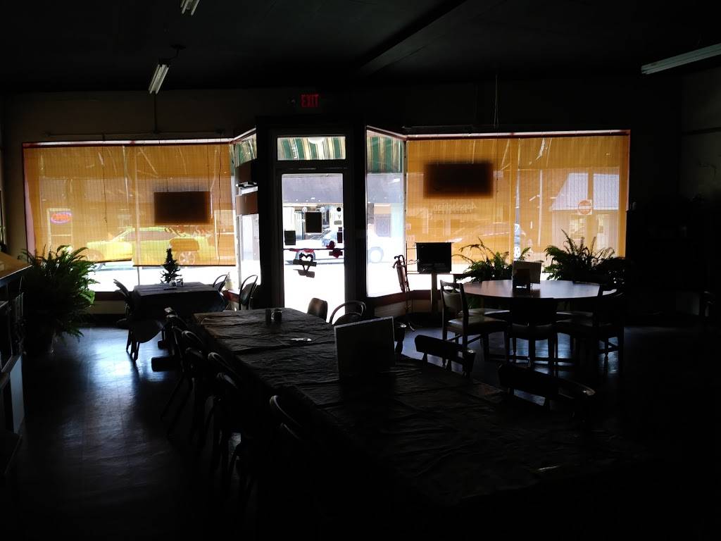 Corner Cafe | cafe | 132 Kelly St, Evarts, KY 40828, USA | 6068373891 OR +1 606-837-3891