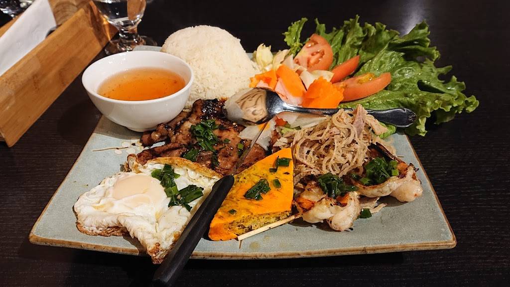 Pho Green Papaya | restaurant | 13215 SE Mill Plain Blvd # C2, Vancouver, WA 98684, USA | 3608911369 OR +1 360-891-1369
