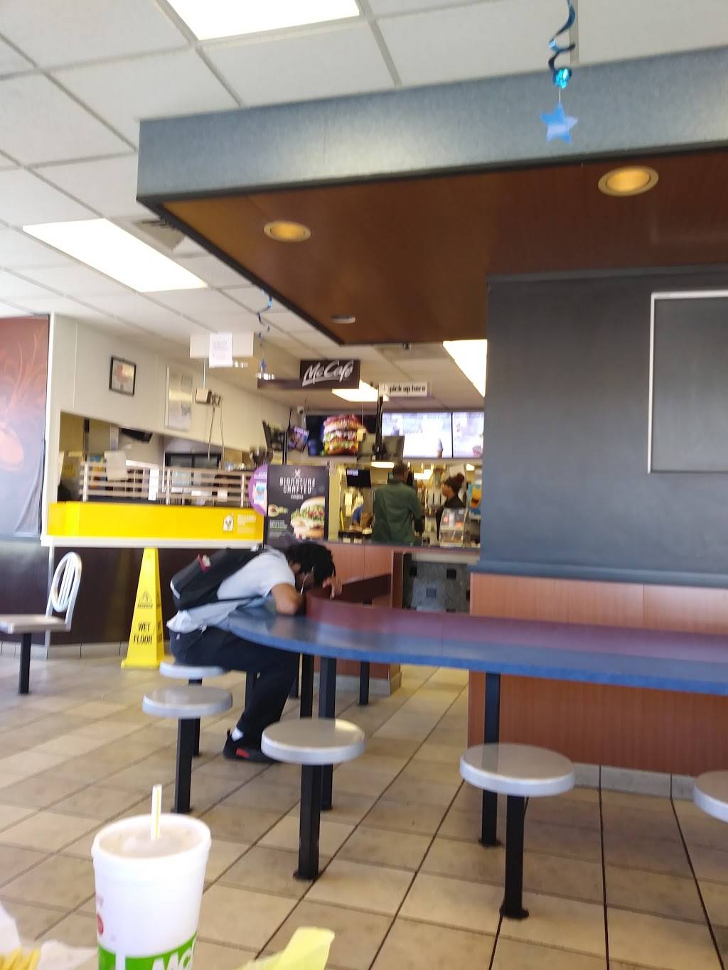 McDonalds | cafe | 7832 S Western Ave, Chicago, IL 60620, USA | 7734761196 OR +1 773-476-1196